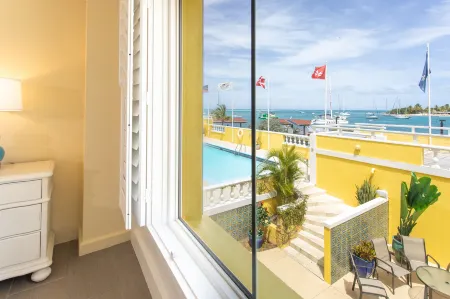 Caravelle Hotel Отели в г. Фредерикстед Юго-Восток