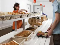 Ibis Budget Brugge Centrum Station - Bữa sáng