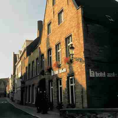 Monsieur Ernest Hotel Exterior