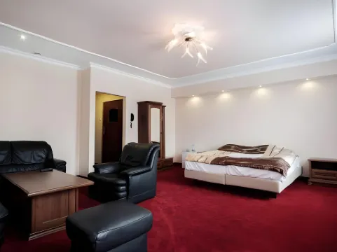 格洛里亞水療酒店