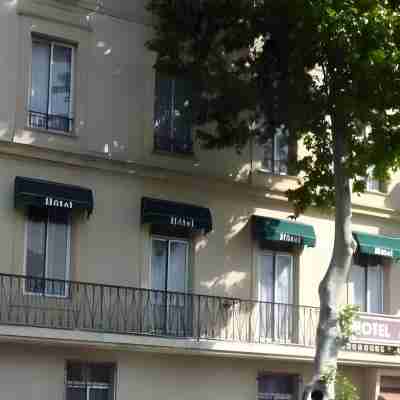 Hôtel L'Alsace Hotel Exterior