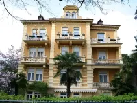 Hotel Villa Westend Các khách sạn gần Ippodromo di Merano