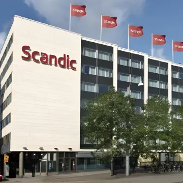 Scandic Europa Отели рядом с достопримечательностью «Стадион «Уллеви»»