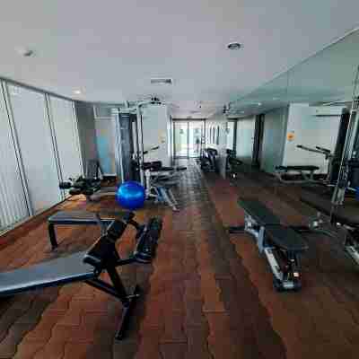Short-Term Rental Allowed - 5C Downtown BKK Serviced Apartment Fitness & Recreational Facilities