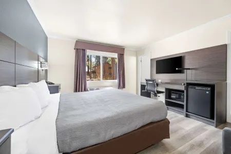 Econo Lodge Inn & Suites Heavenly Village Area Отели рядом с достопримечательностью «South Lake Tahoe»