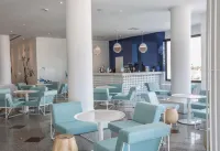 Anastasia Waterpark Beach Resort - bar
