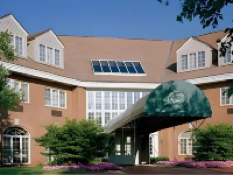 Avon Old Farms Hotel Hotels in 