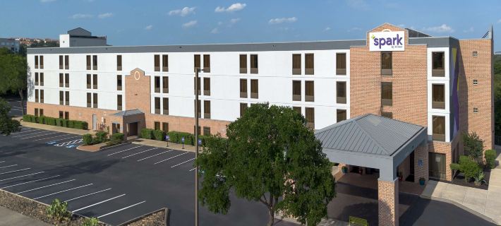 Spark by Hilton San Antonio Northwest near Six Flags Hotels in Bexar County