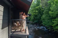 Historic Rocky Waters Inn, A Small Luxury Hotel - Romantic