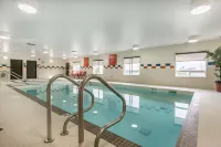 Comfort Inn & Suites Edmonton International Airport Hotels in Nisku