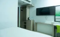 Fresh Hotel Hotels in Cisaat