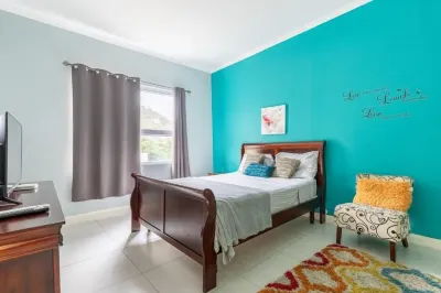 Modern Comfort Suites Hotels in Caymanas Country Club Estate Phase 1