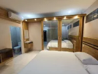 Karana Guest House Syariah Bandung & Luang Cafe Hotels near Liyana House Of Fun