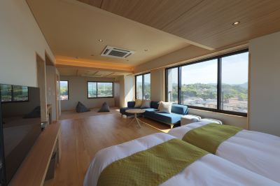 和洋折衷スタイルデラックスファミリーマウンテンビューオーシャンビューコーナールーム(禁煙) 隠岐の島・美味しい海の宿 隠岐プラザホテルの写真