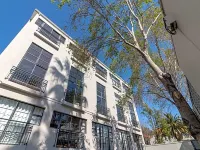 Hippo Boutique Hotel Hotels near Gardens