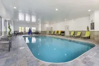 Best Western St. Clairsville Inn  Suites - Pools
