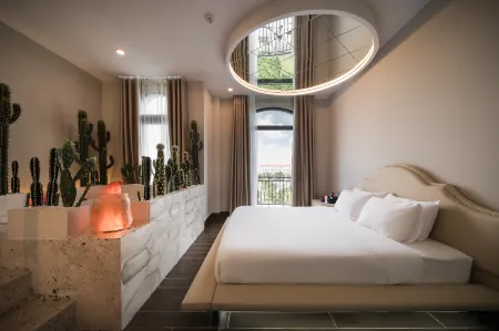 X Sense Love Hotel Отели в г. Nghia Tru