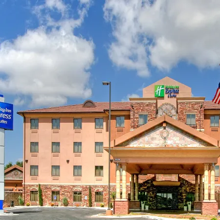 Holiday Inn Express & Suites LAS CRUCES by IHG