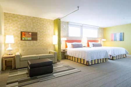 坎頓希爾頓惠庭酒店