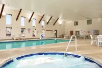 Super 8 by Wyndham Houghton Hotels in Houghton