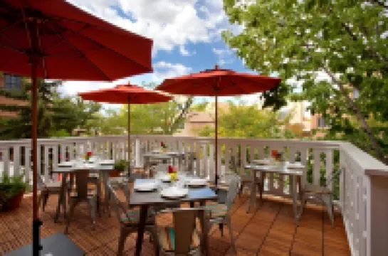 โรงแรมชิมาโย เด ซานตาเฟ