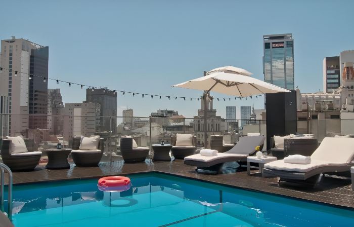 725 Continental Hotel