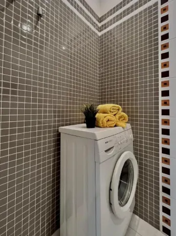 Apartamenty Uyutnaya Dvukhkomnatnaya Kvartira Ryadom S Tsumom