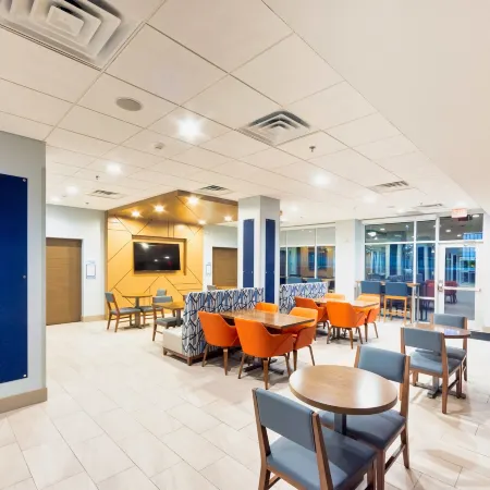 Holiday Inn Express & Suites HARRISONBURG – UNIVERSITY AREA by IHG