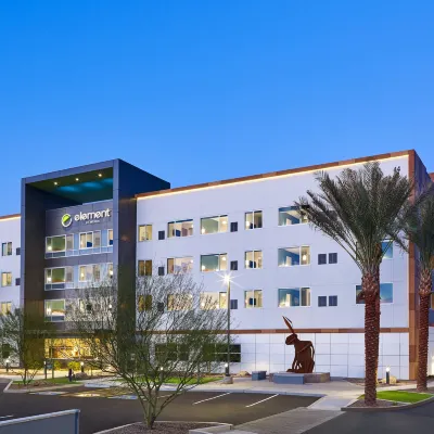 Element Chandler Fashion Center Hotels near Shopping mall