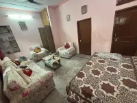 Play Vishal Villa - Evcil Hayvan Kabul Edilen Alan