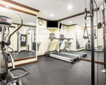 Quality Inn San Diego I-5 Naval Base