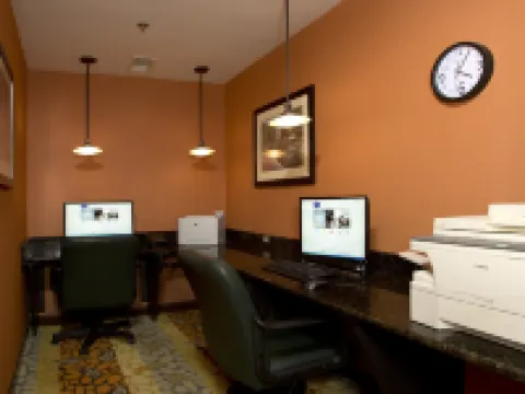 Hampton Inn Alexandria/Pentagon South Hotels in Mason