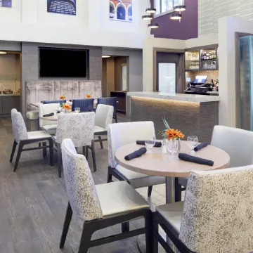 DoubleTree by Hilton Hotel Atlanta-Alpharetta