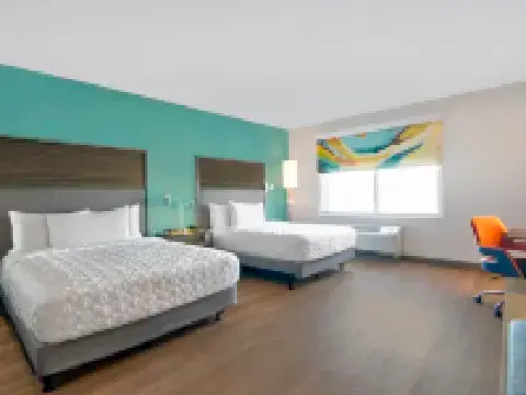 Tru by Hilton Ashburn One Loudoun Hotels in Ashburn