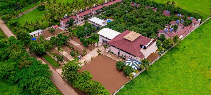 Freesia Resort by Express Inn Hotel a Nashik