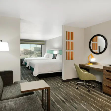Hampton Inn & Suites Las Vegas/Henderson Отели рядом с достопримечательностью «Хендерсон»
