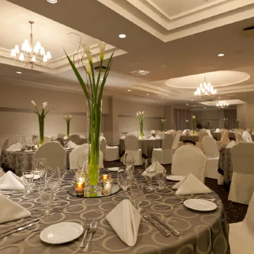 Holiday Inn LAVAL - MONTREAL by IHG