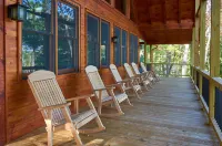 Spacious Mountain Cabin w/Mountain Views, Hot Tub & Game Room!