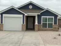 Charming 3-bedroom, 6 beds, 2 bathroom, house with AC and WiFi in awesome Odessa
