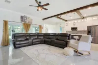 Peaceful Cozy Modern 3 Bed Home 포트세인트루시 호텔