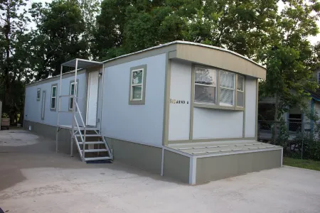 LBD Heaven’s Inn is a private & comfortable place 10 miles from Downtown Houston