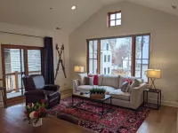 Downtown Loft on Lupfer