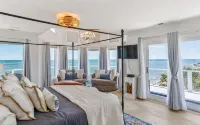 Luxe on the OCEAN w/ limo cart, firepit, paddle boards, pingpong, bikes, pets ok - Wi-Fi