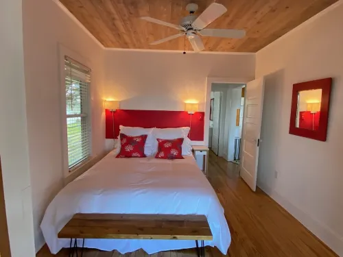 GORGEOUS, RECENTLY RENOVATED, WATERFRONT COTTAGE