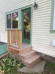 Remodeled Unit #1, 7 min to Great Barrington, 12 min to Ski Resorts & Trails