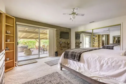 La Paz - Adobe desert home on 6 acres, hot tub, cowboy pool, hiking