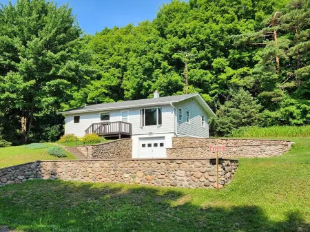 North Fork Flambeau River near Park Falls, 3BR, 1BA country home, on ATV route.