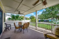 Cozy/Clean Ground Floor Surfside Beach Condo 1 Block walk to Beach Pet Friendly