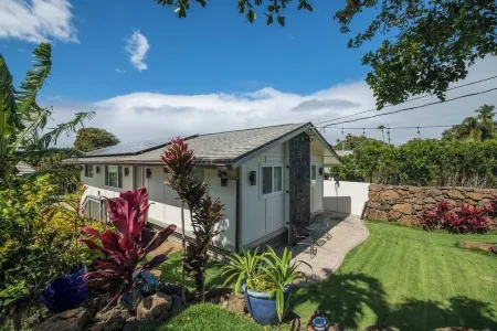Haiku Hale - 3 Bedroom Maui Getaway! Отели рядом с достопримечательностью «Ahimsa Sanctuary Farm»