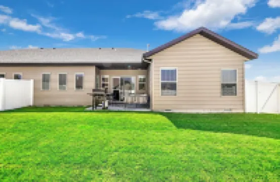 3-bedroom house in brilliant Twin Falls with AC, WiFi